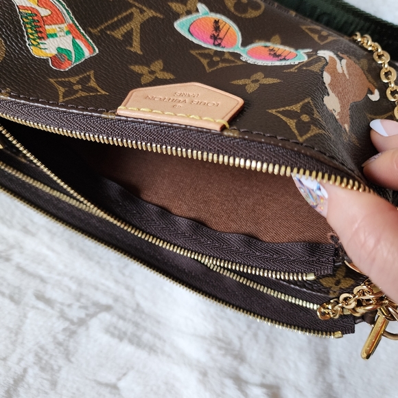 🎁SALE🎁LV world tour multipochette - Picture 8 of 14